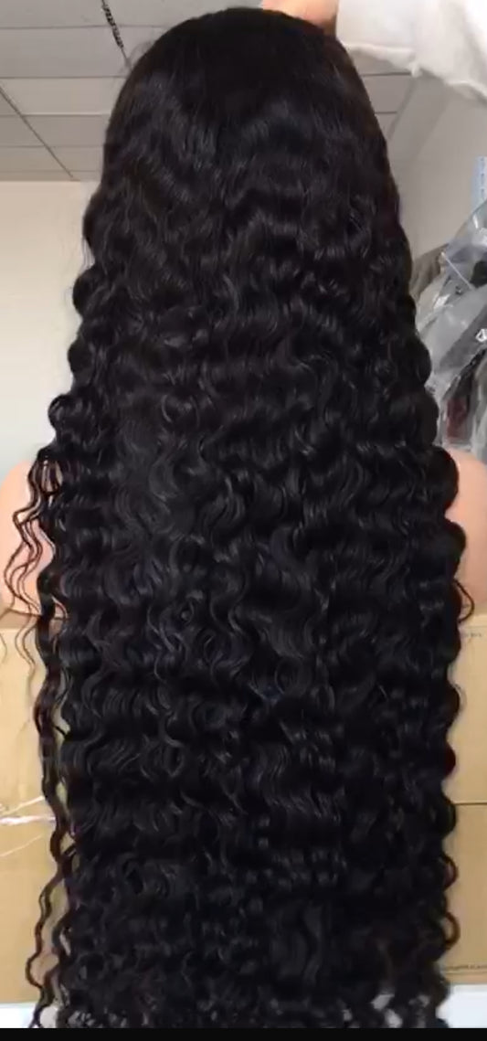 GG-BURMESE CURLY WIG